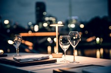 時間を気にせず、営業終了間際までたっぷり飲んでいただける【時間無制限飲み放題付き】本気プランです！