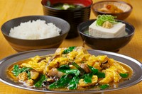 ご飯・汁物・小鉢・漬物