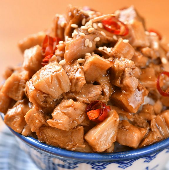 魯肉飯(ルーローハン)