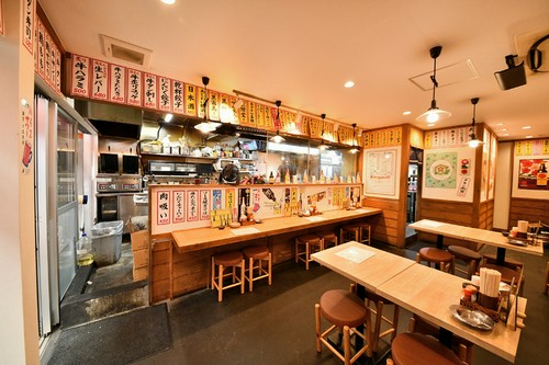 テーブル席＆カウンター席