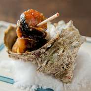 活サザエの壺焼