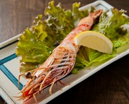 身がたっぷりの大海老は、シンプルに塩焼きで。素材の美味しさをそのまま味わってください。