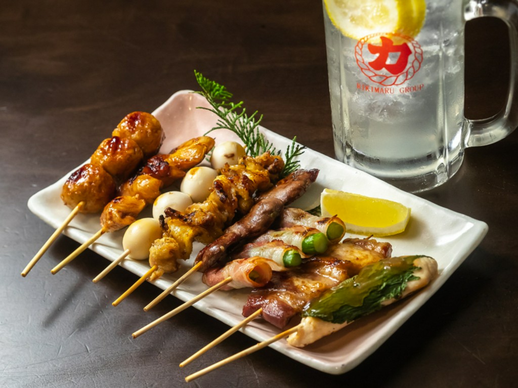 朝引き鶏の”新鮮な美味しさ”を、串焼でお楽しみいただけます♪