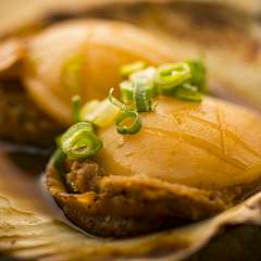 焼き師のパフォーマンスは圧巻！