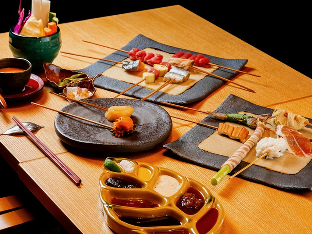 高級食材を使用！〆まで愉しめる大満足♪家族のディナーやデート、宴会にもピッタリなおまかせ14串コース