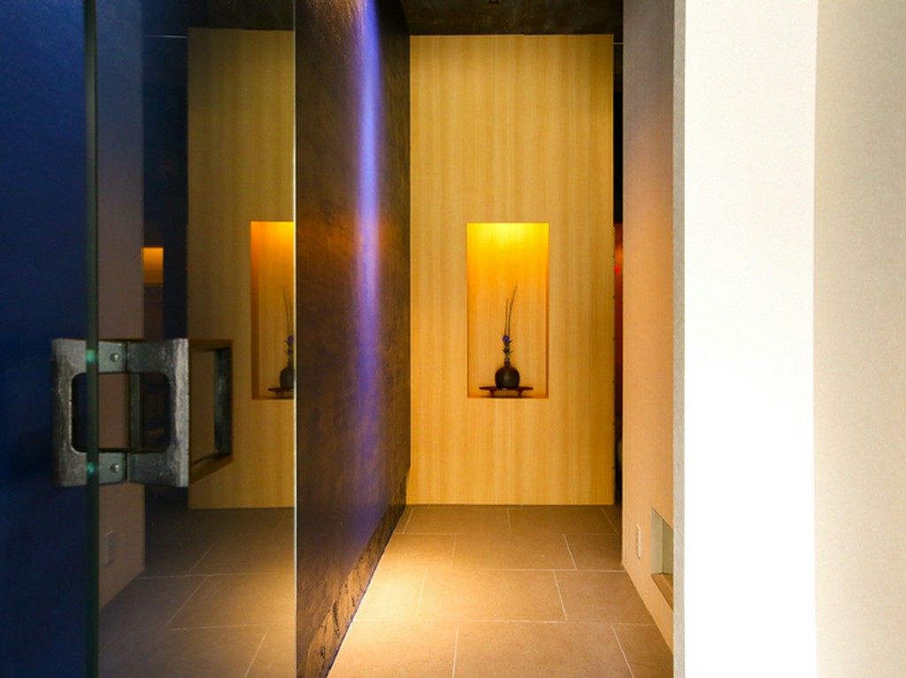 モダンなエントランス