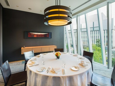 プライベートな時間を、日本の中心をのぞみながら