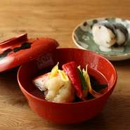 季節の食材を使ったコースから1品をご紹介。四季折々で内容に変更御座います。