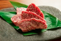 ・A5黒毛和牛カルビ2800円
・A5和牛特上カルビ4800円
・A5和牛カルビの切り落とし1600円