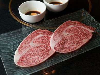 薄切り大判和牛 リブロースの焼しゃぶ~こだわりの平飼い有精卵~