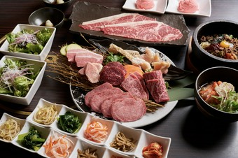 自慢のお肉と副菜をバランスよく、リーズナブルに楽しむならこちらのコースがおすすめです。
