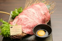 ・和牛サーロインの焼きしゃぶ～葱ポン酢～1100円
・A5黒毛和牛リブロースの焼きしゃぶ～卵黄だれ～1500円