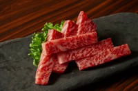 ・A5黒毛和牛ミスジ4700円
・A5黒毛和牛サーロイン5500円
・A5黒毛和牛カイノミ4900円