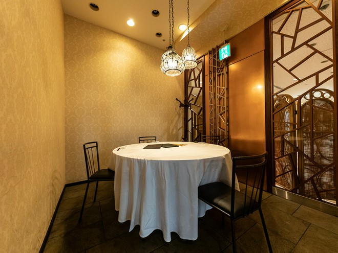 少人数で予約できる個室がある