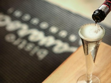 こだわりのレモンサワーやワイン