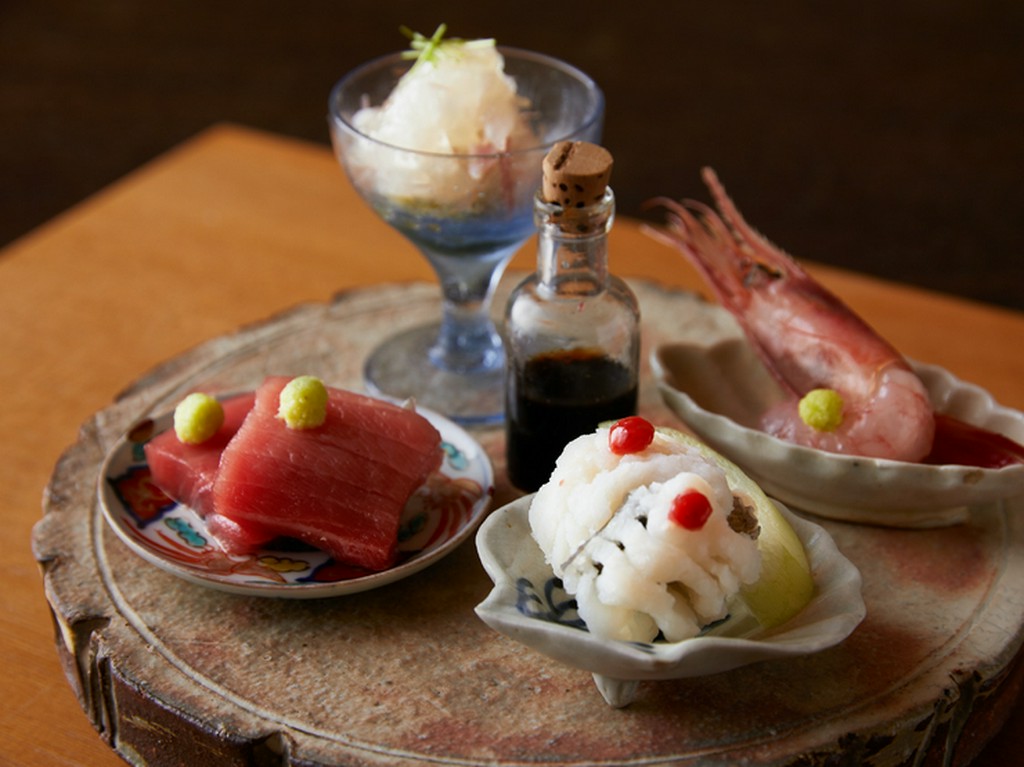 日本海・太平洋の海原で育まれる四季折々の魚介