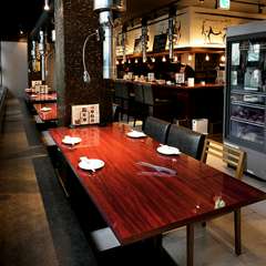 オシャレな空間で優雅に焼肉を満喫