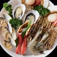 ズワイガニ・大海老・ホタテ・牡蠣・はまぐり
海鮮の中でも人気商品を5種選びました。
2～3人前