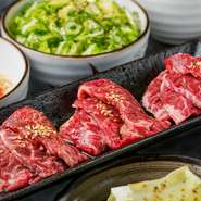 牛・豚・鶏・ラム、お食事メニューも種類豊富な食べ放題。
※写真はイメージです