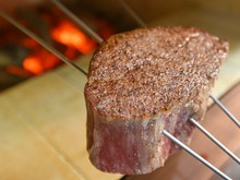 銀座でバースデープレート お誕生日 記念日特典のあるお店 焼肉 ステーキ ヒトサラ 銀座でバースデープレート お誕生日 記念日特典のあるお店 焼肉 ステーキ ヒトサラ