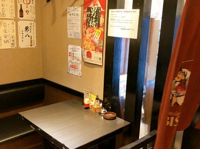 落ち着いた大人の雰囲気で二人の時間を