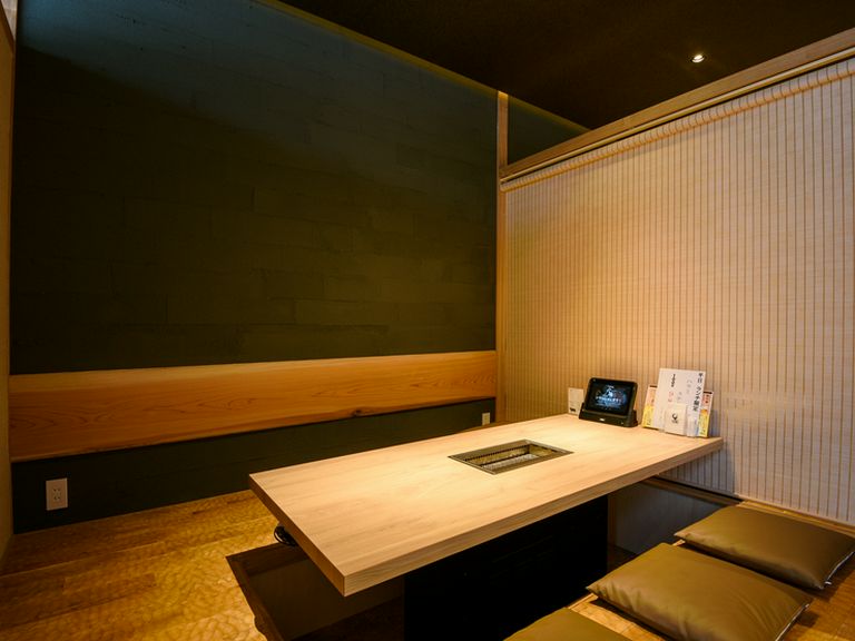 おいしい焼肉と心温まるサービスが、家族団らんの席をサポート