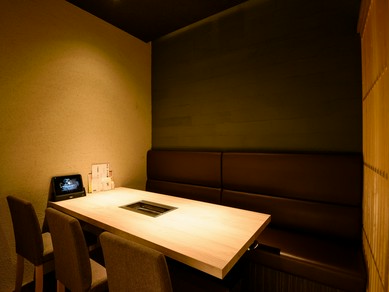 氷見の地酒と共に氷見牛を堪能。ゆったりと流れる、幸せな時間