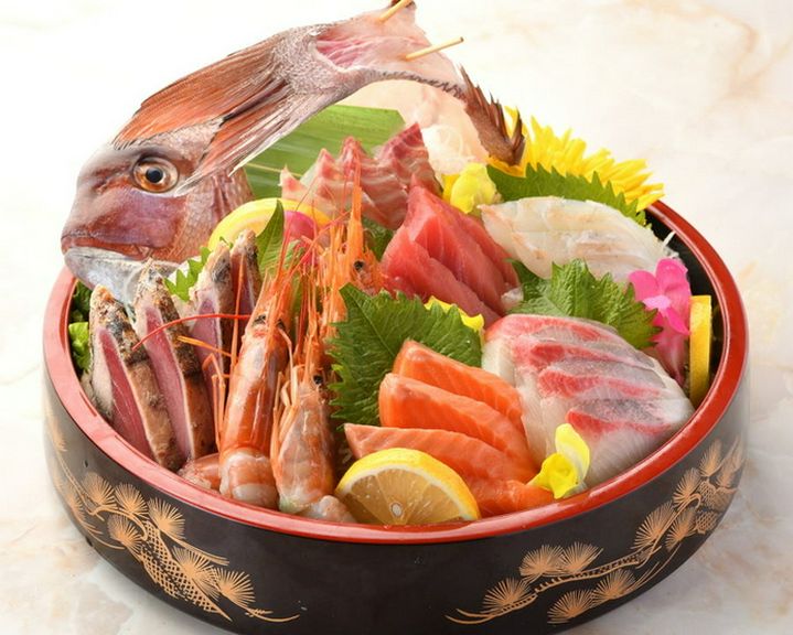 おかげ家名物！　大漁桶盛り