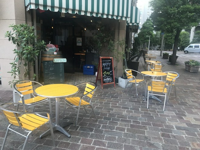 テラス席がある