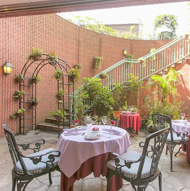 テラス席がある