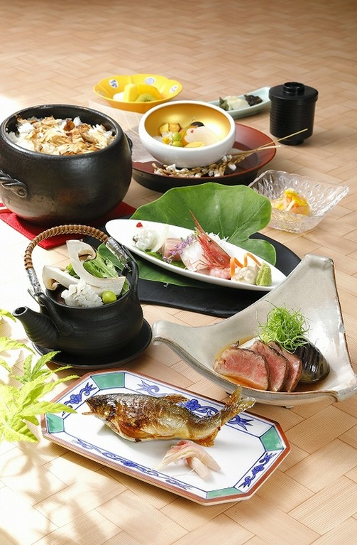 京懐石「嵯峨野(さがの)」