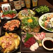 【絶品馬刺しやステーキなど！！】花たぬき名物の『特製たぬき焼』はもちろん、熊本産馬刺しの3種盛り、山盛りアンガス牛ステーキ！！などなどボリューム超満点のコース◎宴会に最適！