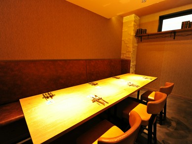 上品な内装でまとめられた、落ち着きのあるプライベート空間