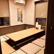 掘りごたつ個室(個室料金+10%)です。最大24名様まで、ご人数様に合わせてご用意いたします。