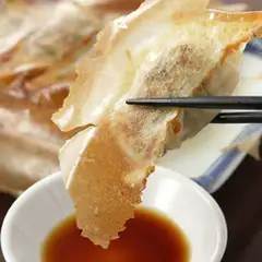 皮から手作り餃子２０種類！