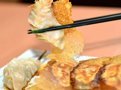 丸ごと海老入り餃子