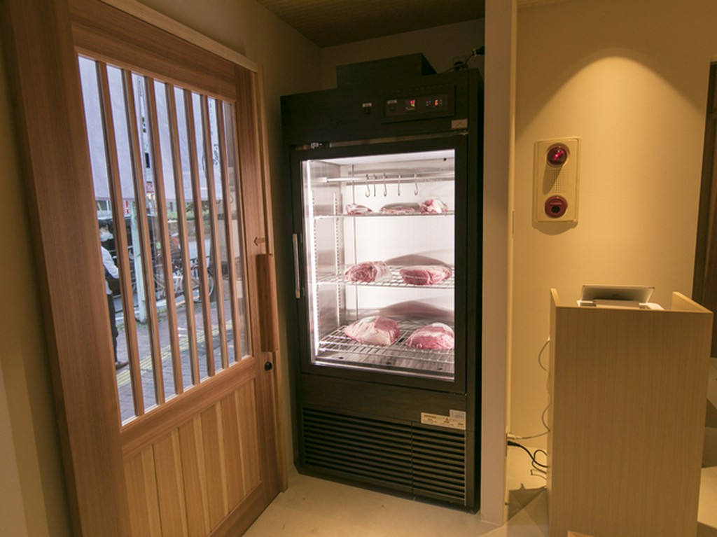 衣はパリッとした大海老と旬菜の天せいろ