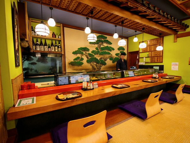 カウンター席がある