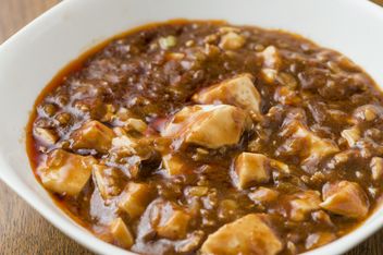 중화의 와인바 유론