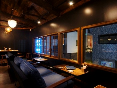 京都府でおしゃれな雰囲気のお店 居酒屋 ヒトサラ 京都府でおしゃれな雰囲気のお店 居酒屋 ヒトサラ