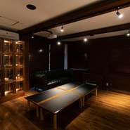 設備も充実しております。
【無料設備】
トイレ・電源コンセント・エアコン・冷蔵庫・電子レンジ・炊飯器
【有料設備】
プロジェクター　1000円 / 時間
DVDプレイヤー　 500円 / 時間