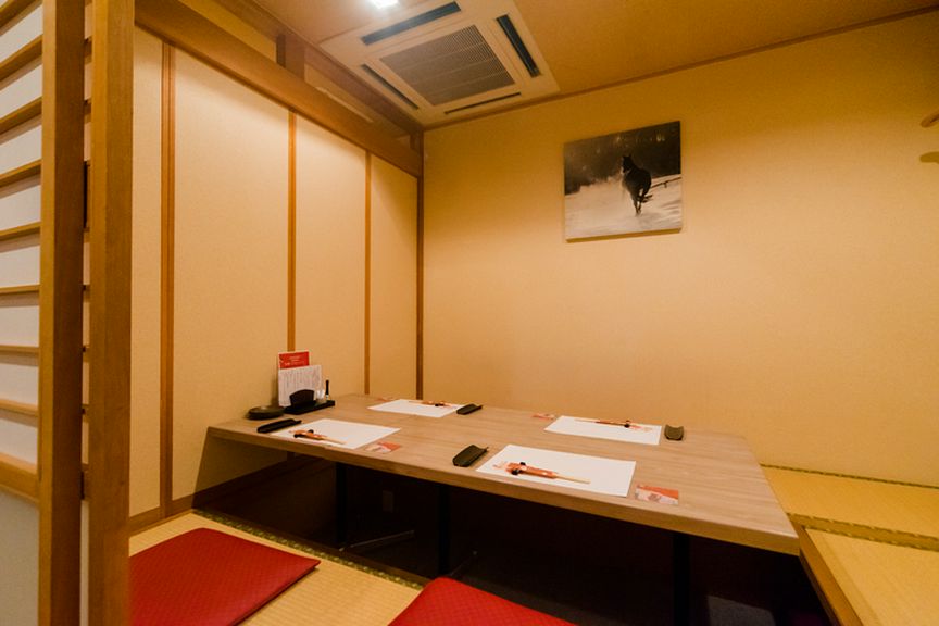 品質に徹底してこだわった肉料理を堪能できる、大衆割烹店