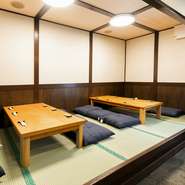 お座敷は最大14名様までお座りいただけます