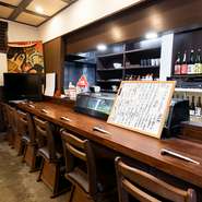 お1人様にもお使いいただける、カウンター6席ございます