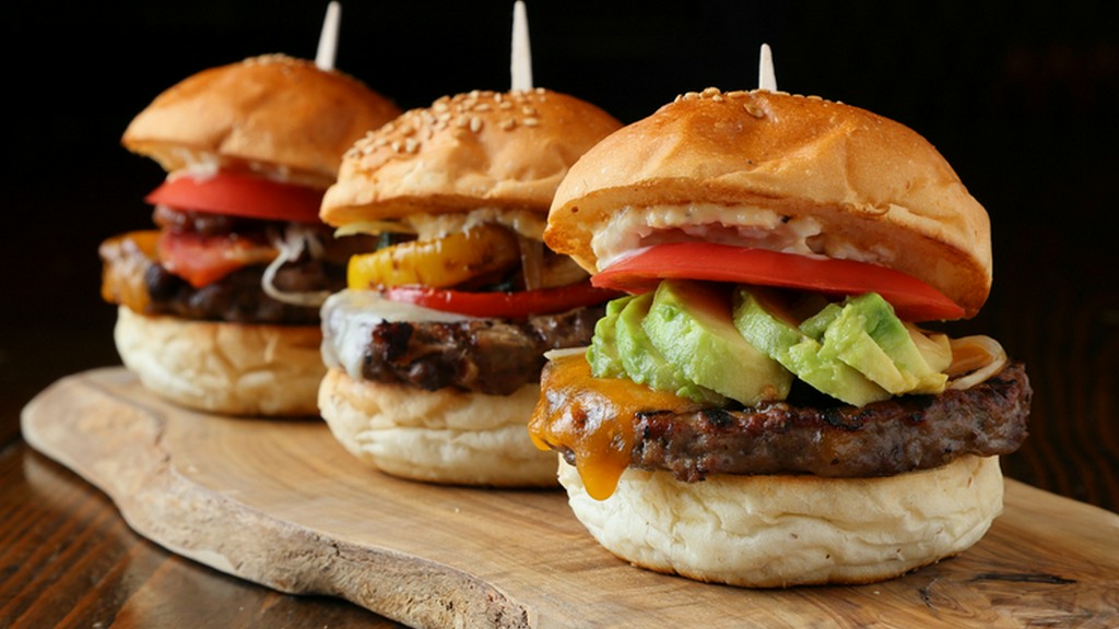 横浜ならではの魅力を満喫できる、海沿いのアメリカンダイナー