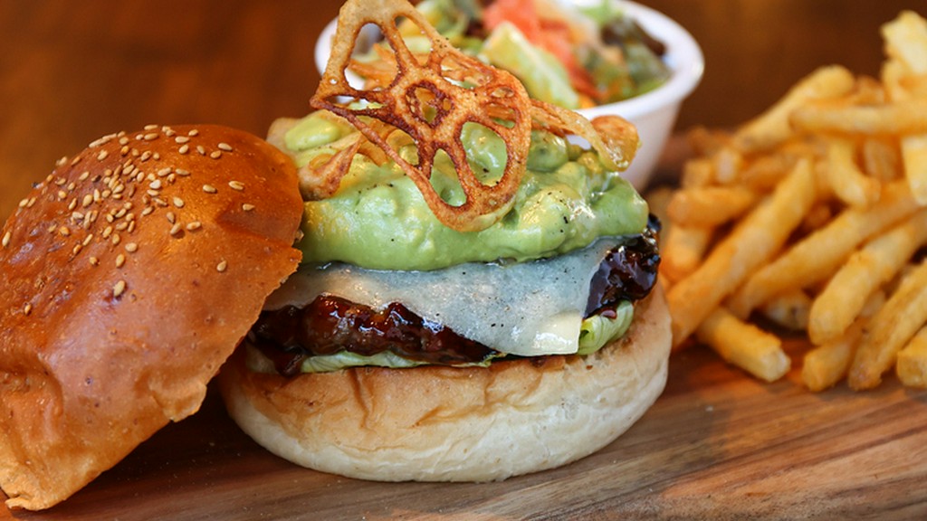 アボカド×わさびで後味さわやか『わさびバーガー』