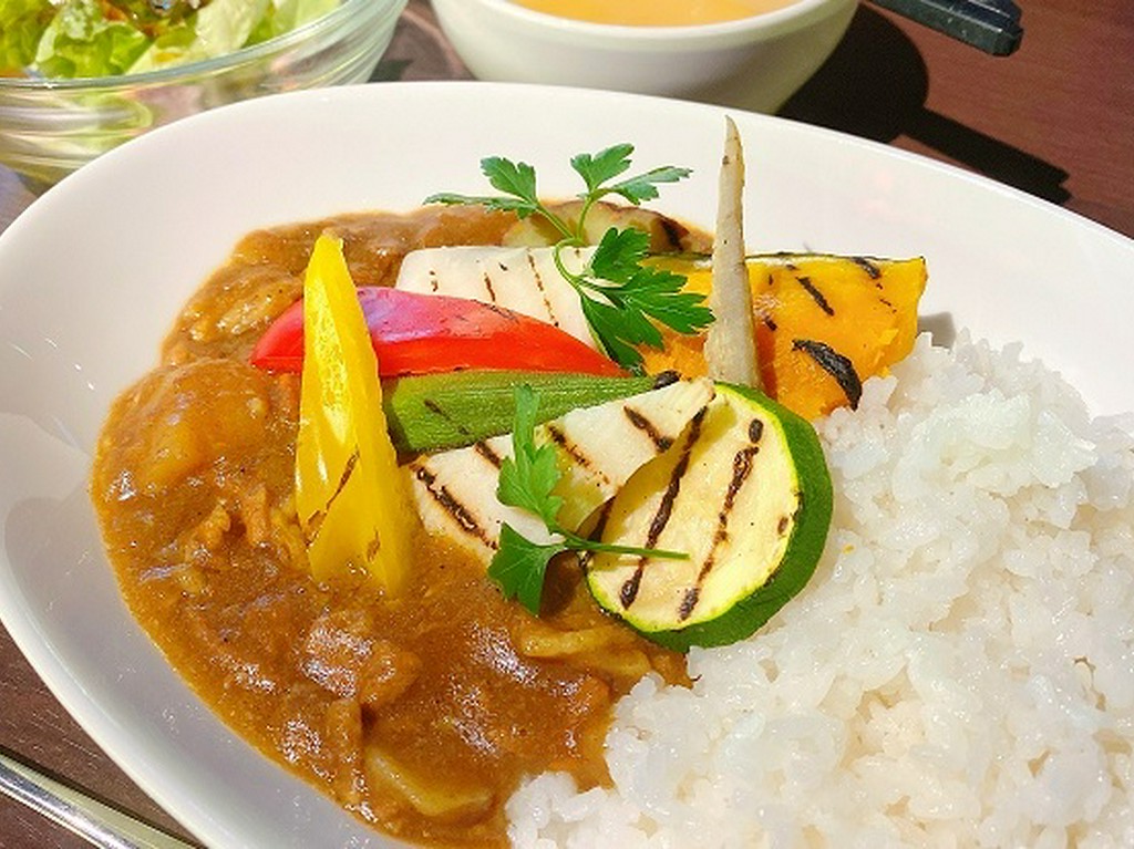 厳選グリル野菜特製カレーセット