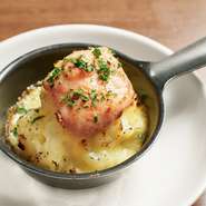 この組み合わせは間違いなし！
熱々の鉄板でご提供します♪