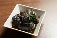 バルサミコの味をじっくり染み込ませています◎
おつまみにピッタリ！