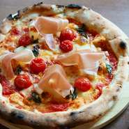 生ハムの塩気とトマトの甘味がたまらない！